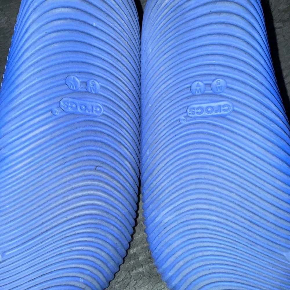 CROCS Vibrant Blue Slide Sandals - Picture 2 of 2